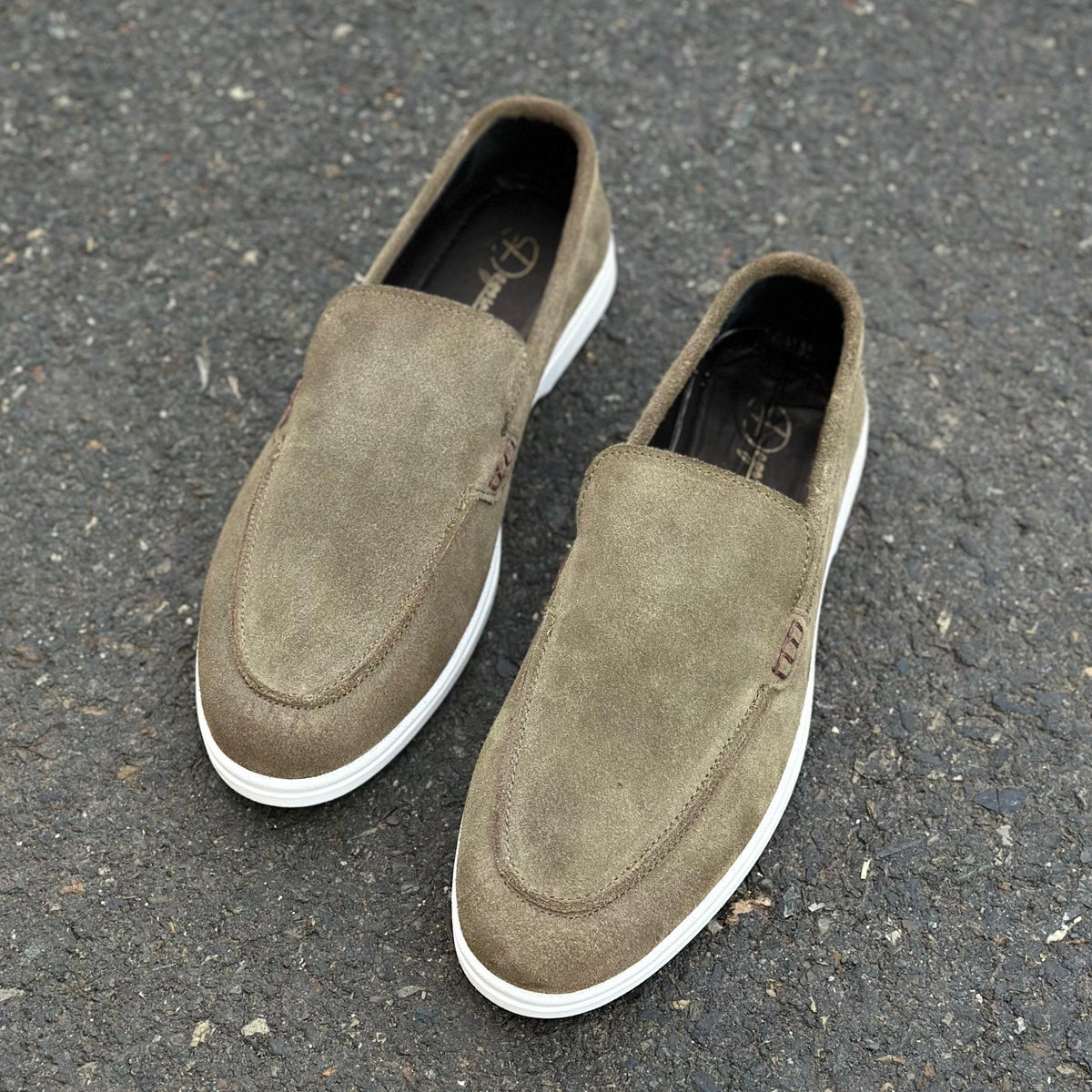 Esker Olive-2631