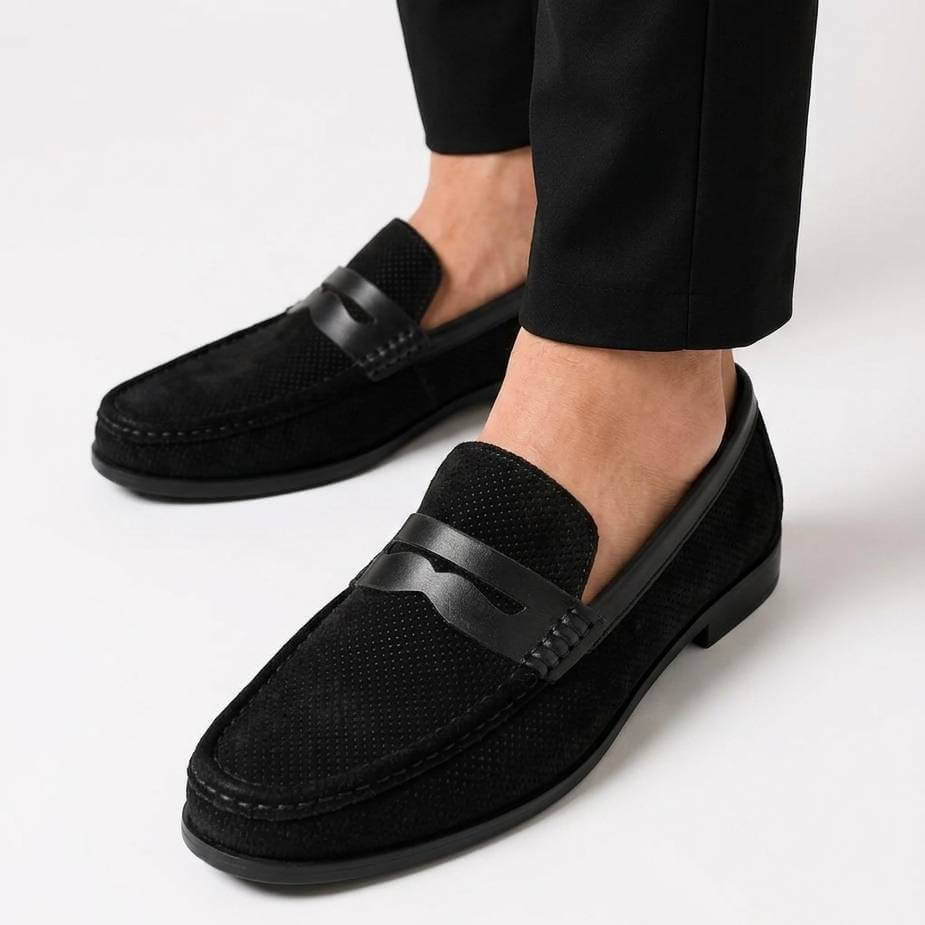 Axis Black 2734