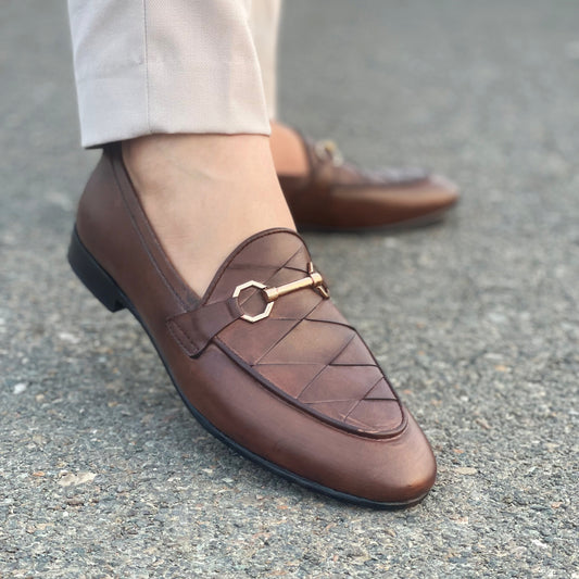 brown classic lace-up leather shoe 