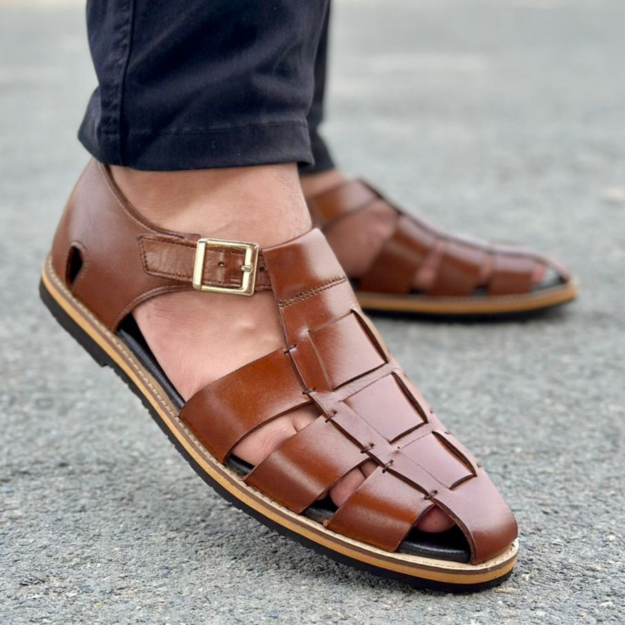 Comfortable Riven Brown Leather Footwear