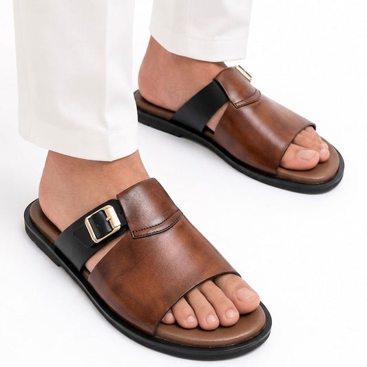 Caswell Chappal-2798