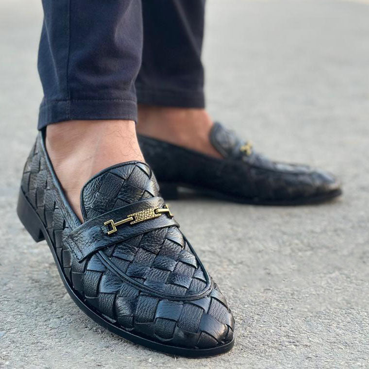 Best Black Shoes for Men in Pakistan