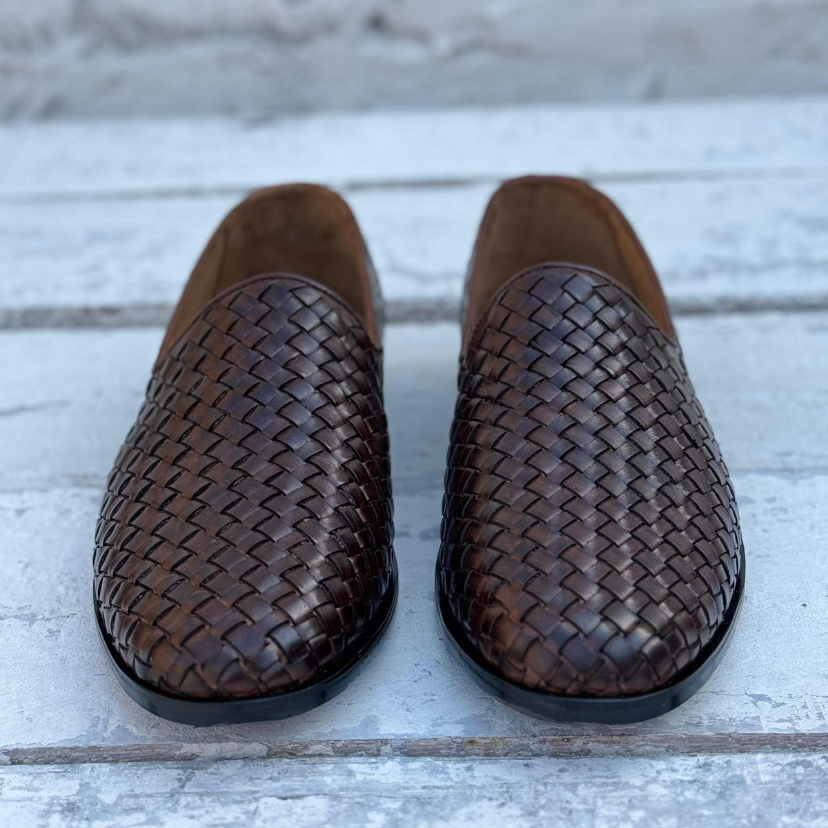 THE HAND WOVEN BROWN - 2495