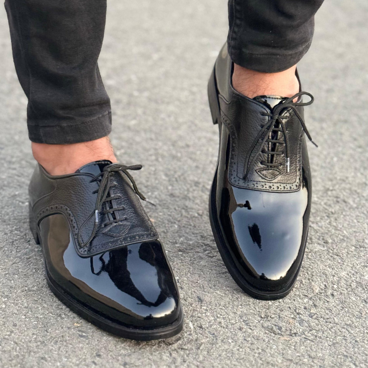 THE BRUSELY BLACK - 2543