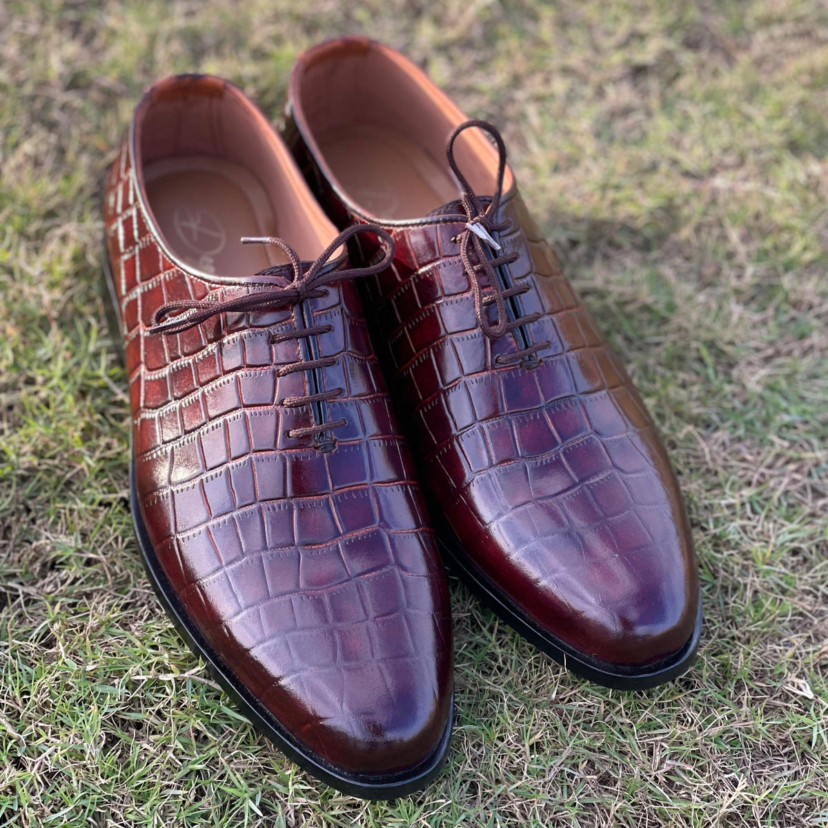 THE PETAL BROWN - 2555