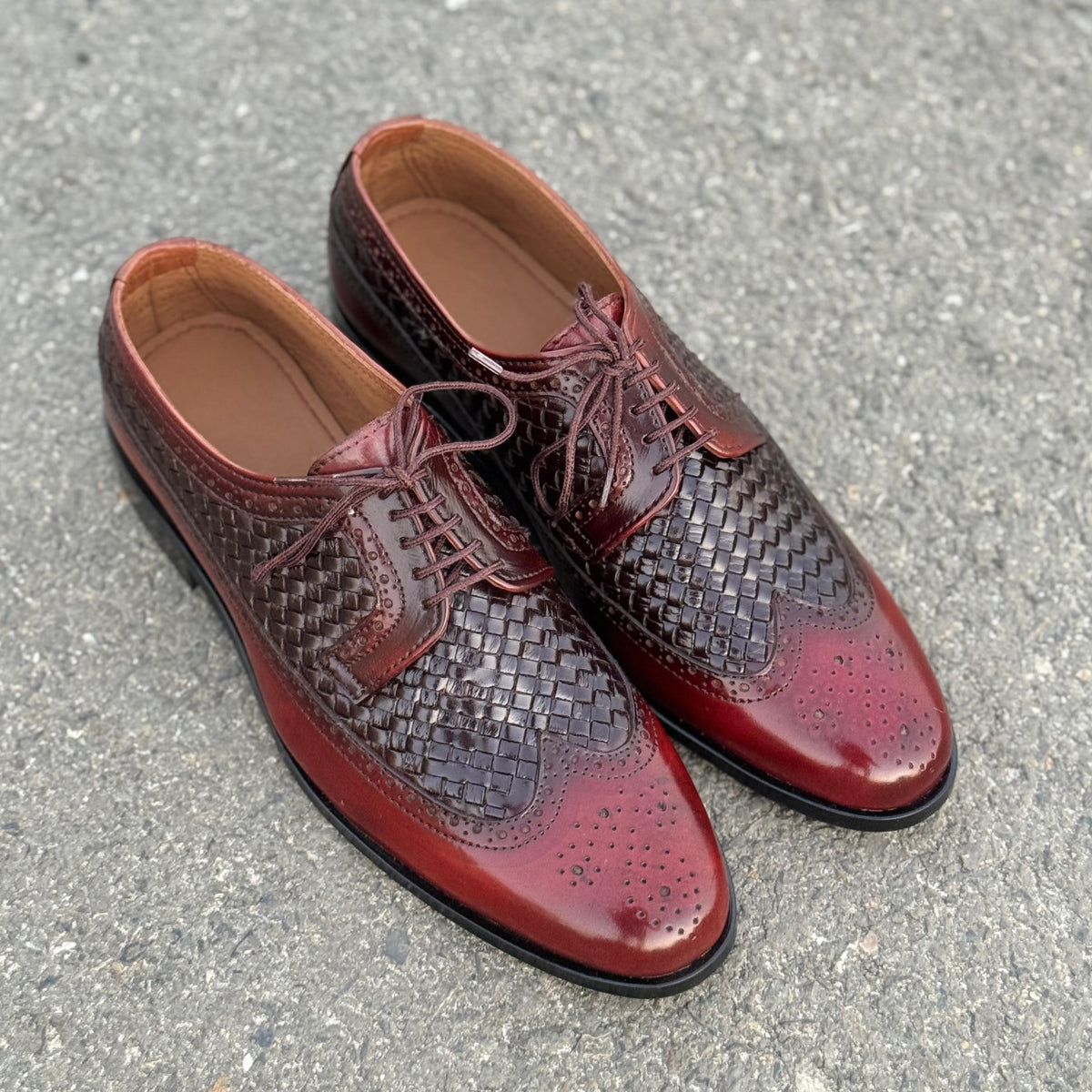 THE CEDAR MAROON - 2564