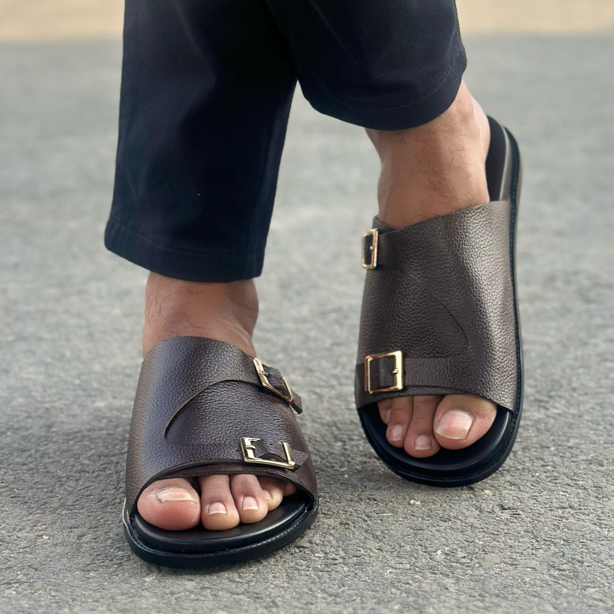 THE RETRO BROWN - 2489
