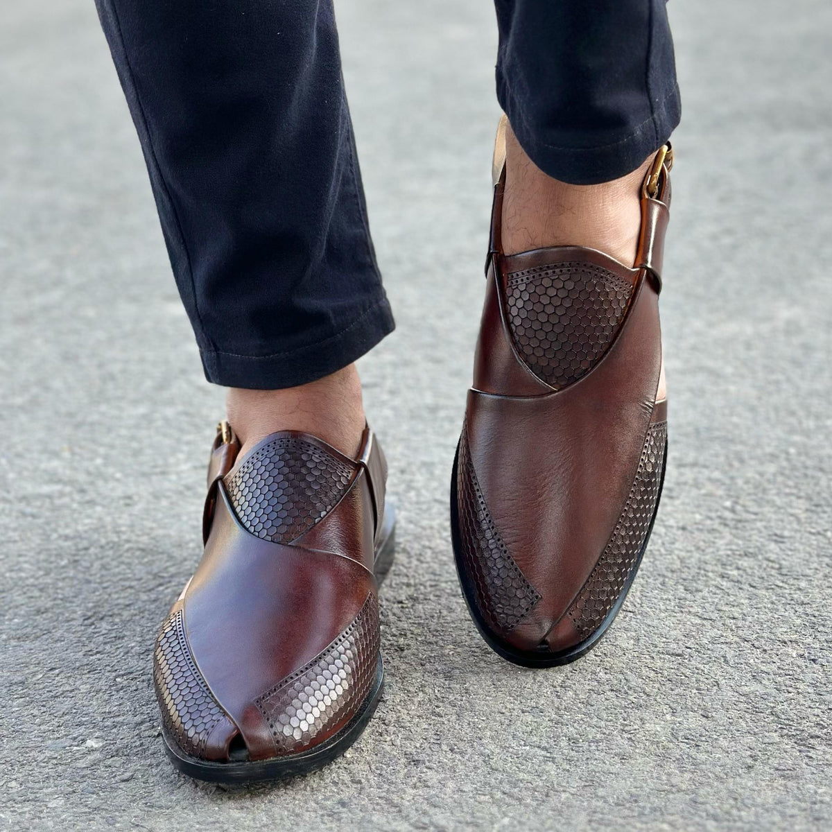 THE PORTO BROWN - 2599