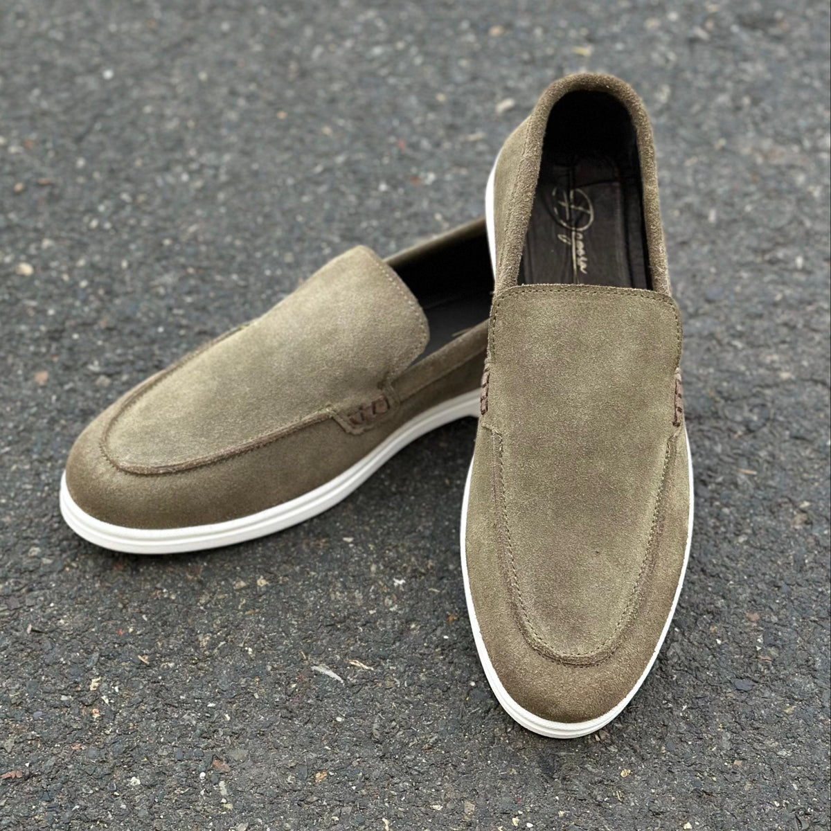 Esker Olive-2631