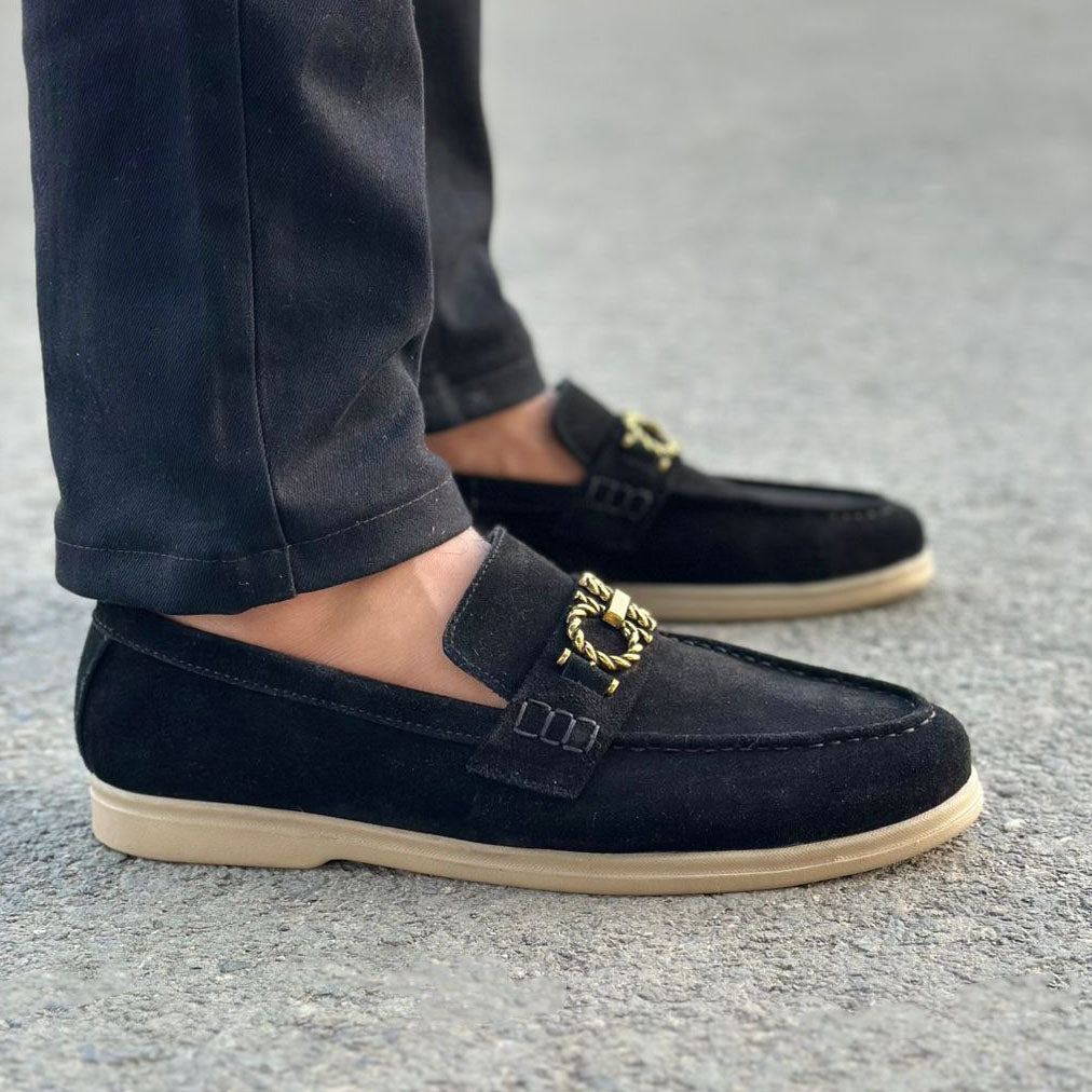Aston Black-2698
