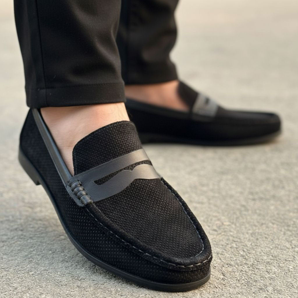 Axis Black 2734