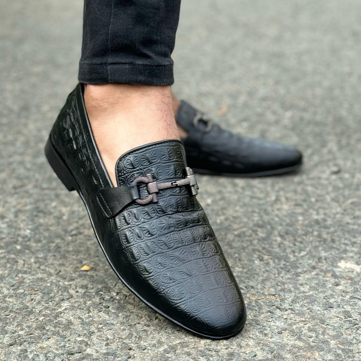 THE QUARTS BLACK - 2521