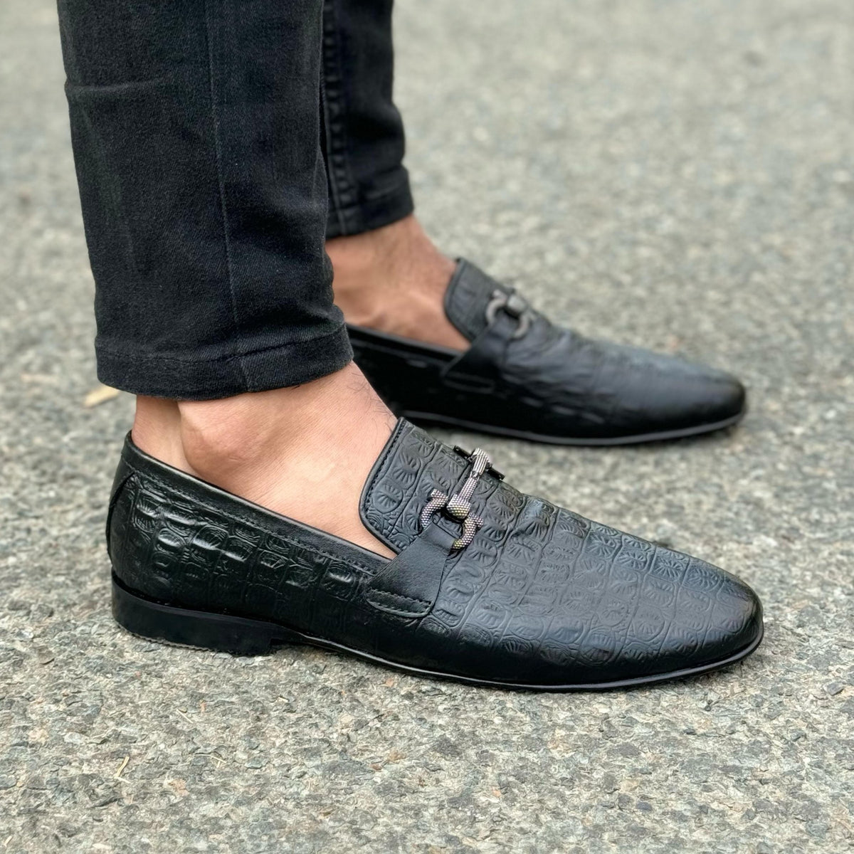 THE QUARTS BLACK - 2521