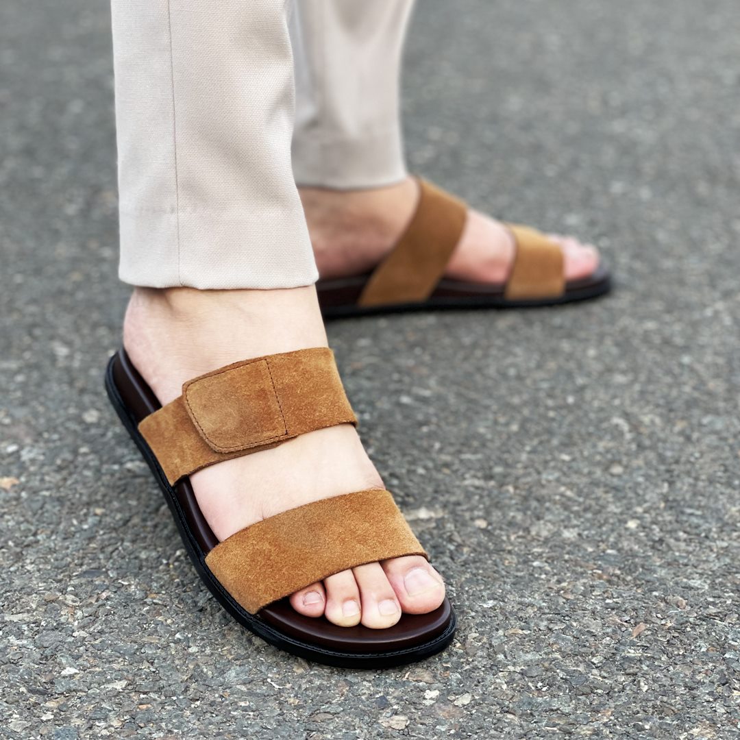 Degora Slippers Handmade leather  Brown  2375