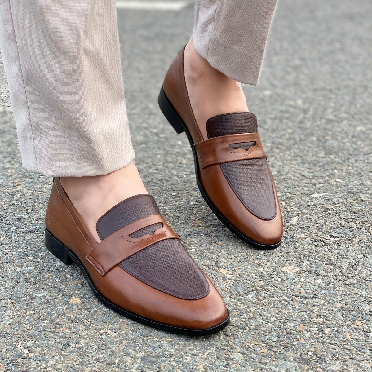 THE CARMELO TONE SHOES- 2456