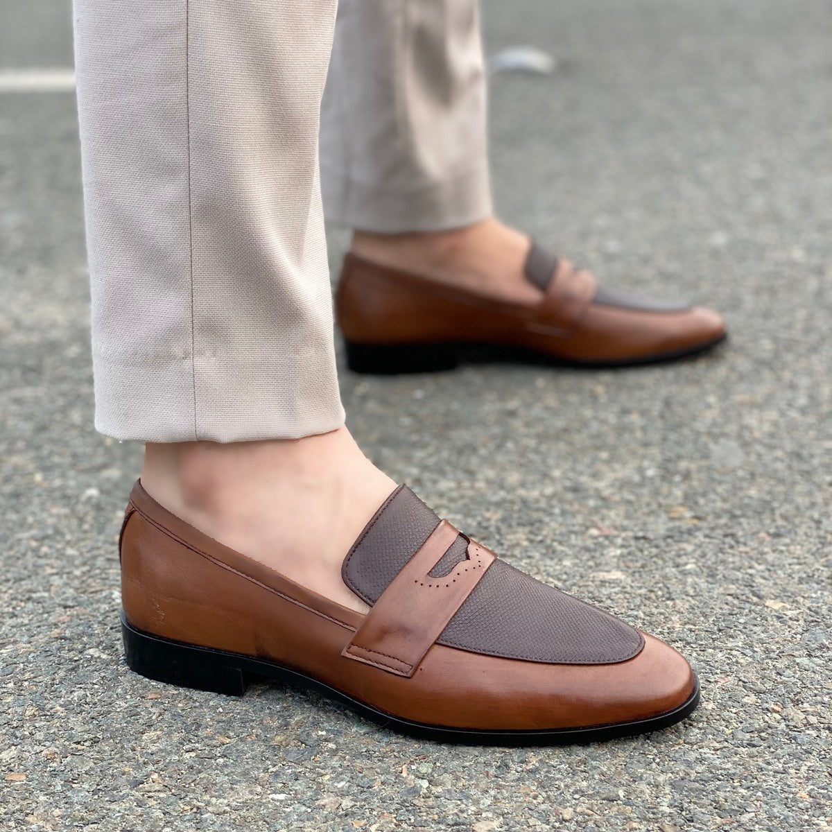 THE CARMELO TONE SHOES- 2456